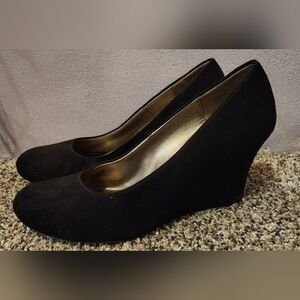 Chic Black Wedge Shoes for Women